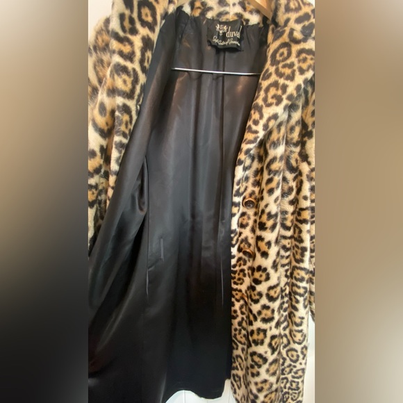 COPY - Leopard coat - Picture 2 of 8